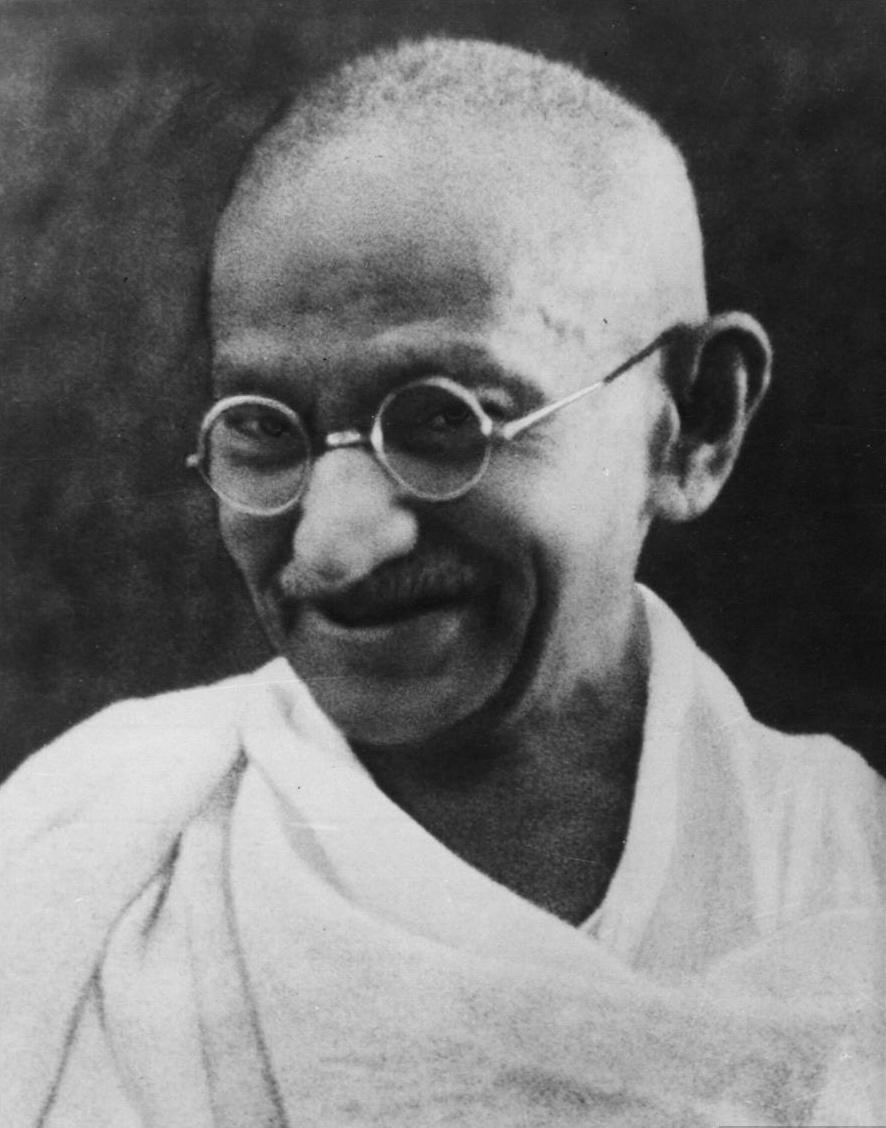 Gandhi realiza la Marcha de la Sal-0