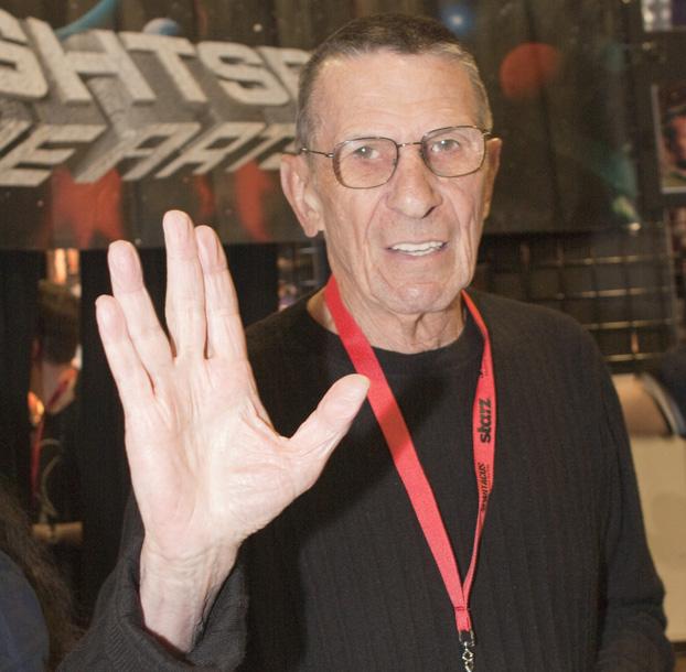 Leonard Nimoy, el eterno Señor Spock, dice adiós a sus fans del planeta Tierra-0